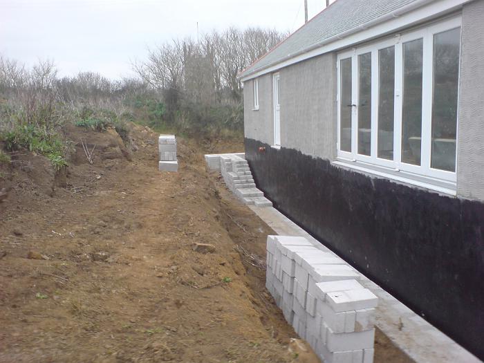 15 Retaining Wall & Cess Tank (38)